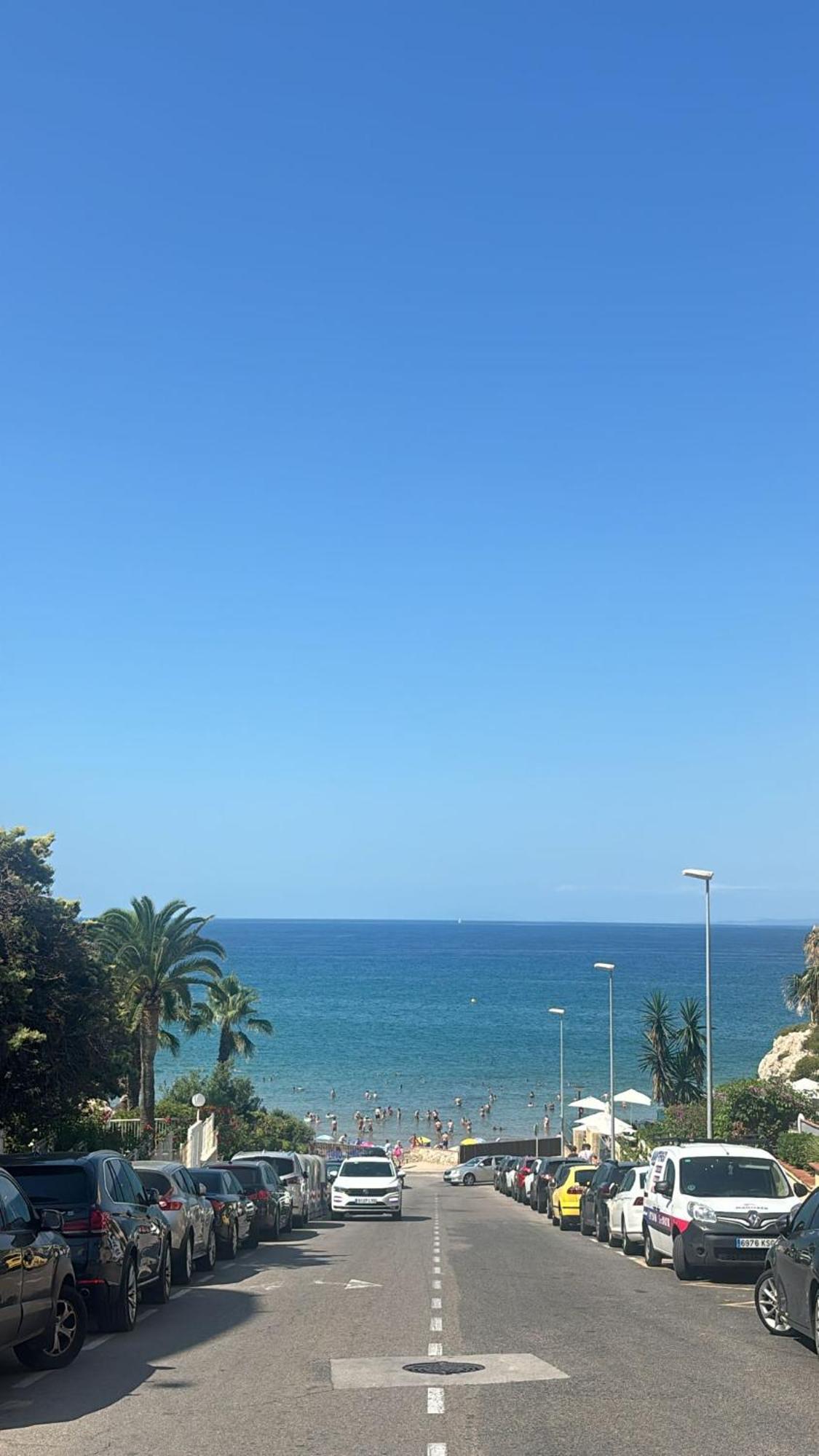 Apartamentos Cala Crancs ซาลอว์ ภายนอก รูปภาพ