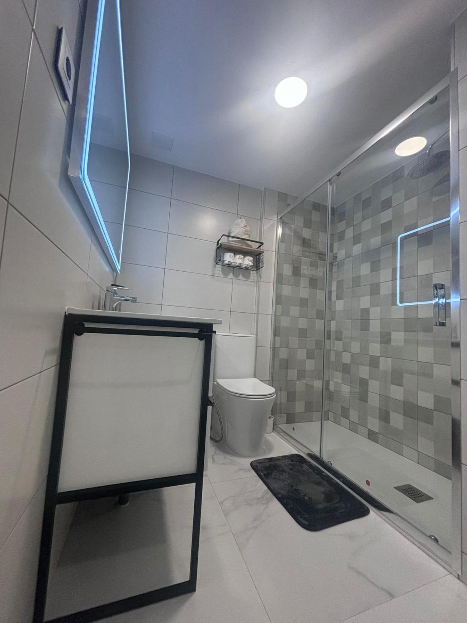 Apartamentos Cala Crancs ซาลอว์ ภายนอก รูปภาพ